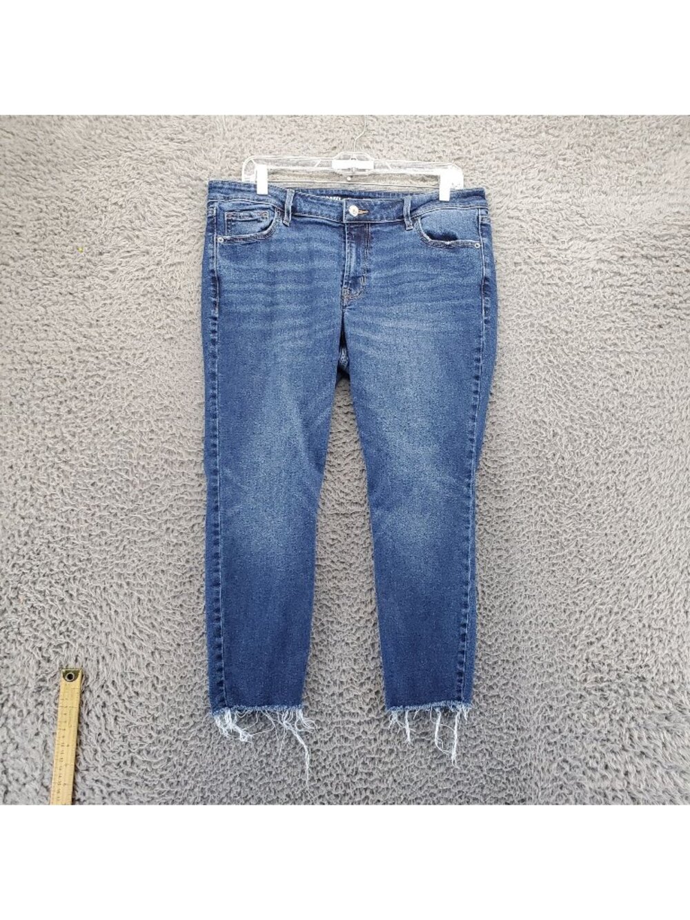 Old Navy Jeans Womens 14 Petite Blue Rockstar Super Skinny Frayed Hem